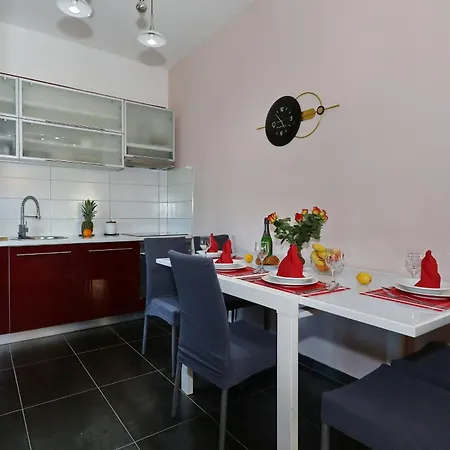 Ksenija Apartment