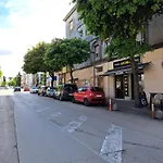 Ksenija Ζαντάρ